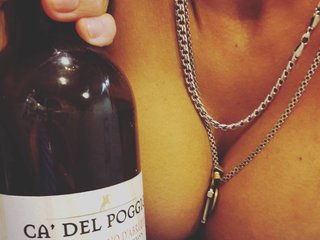 I'm A Sex Cam Alluring Gal, My Name Is EroticS2022 And I'm 36