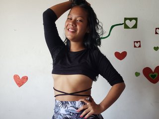 I Am A Brunette And I'm A Live Chat Cute Sweet Thing And My Name Is Pretysofya