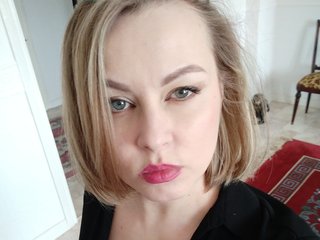I'm A Sex Webcam Delectable Honey And I Am A Blonde