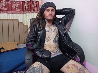 I Am A Brunette And I'm 29 Years Of Age! At BongaCams People Call Me Raggaman-x