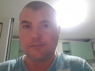 I Am A Brunette! I'm 39