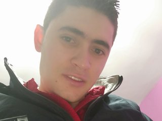 I Live In BogotÃ¡, I'm 30 Yrs Old