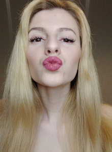 HaileyShera kiss you photo 6132288