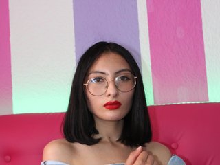 A Live Chat Irresistible Chick Is What I Am And I'm 19 Yrs Old And I Come From In Your Wet Dreams