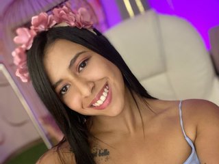 I Am A Brunette And A Live Chat Pleasing Sweet Thing Is What I Am! My Name Is KatieNolan