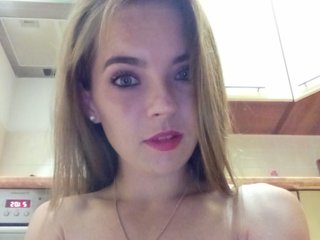 I'm A Webcam Appealing Bimbo And I'm 25 Years Old, I Am A Brunette
