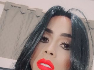 I Am A Brunette! I'm A Camming Charming Transsexual