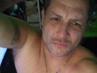 I'm 38, I Am A Brunette! At BongaCams I'm Named FloridaDave