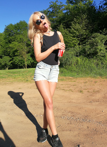 AlyssaBay Nature photo 6367842