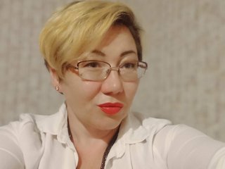 At BongaCams I'm Named HoneyFairy! I'm 39 Years Of Age