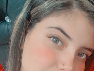 I'm A Sex Chat Eye-catching Hottie, I'm 20 Yrs Old! I Am A Brunette
