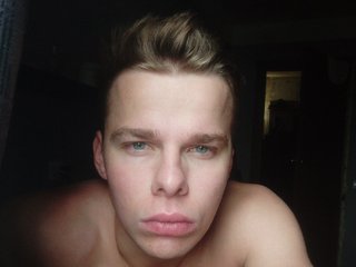 My Model Name Is Alfriedisch, I Am A Blonde