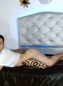 Aron-cruz rood photo 6503595