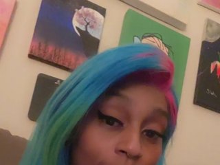I Am A Brunette! I'm 29 Years Old, I Come From Oakwood