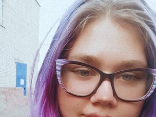 I Am Named Sexyyywife1, 20 Is My Age