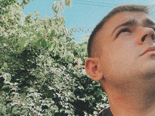 My Age Is 27 Yrs Old And My BongaCams Name Is Max00074 And I Am A Brunette