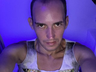 My BongaCams Name Is Miguel0590, I'm 30 Yrs Old