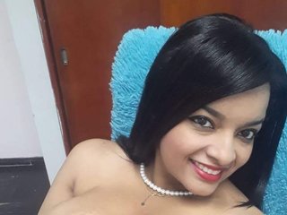 A Sex Chat Alluring Honey Is What I Am And People Call Me Jayxxl- And My Age Is 34 Years Old