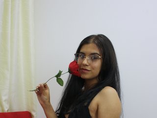 I'm 18 Yrs Old, A Sex Chat Delicious Female Is What I Am! I Am A Brunette