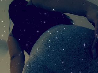 I'm 19 Yrs Old! I'm A Live Chat Irresistible Woman! I Am A Brunette