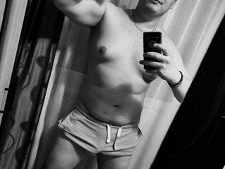 I Am A Blonde! I Am Named Strong33Man, I'm 29 Yrs Old