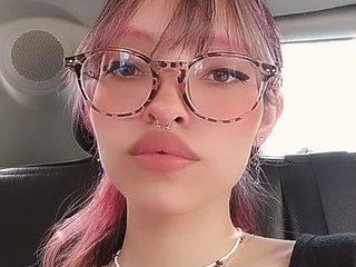 I Am A Brunette And I'm A Live Cam Provocative Babe And 18 Is My Age