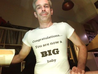 I Am A Brunette, My Name Is Yourbitchboy1! I'm 44 Years Of Age