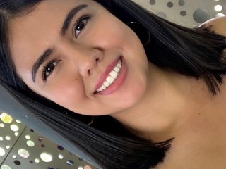 I'm A Live Webcam Stunning Honey! I Am A Brunette