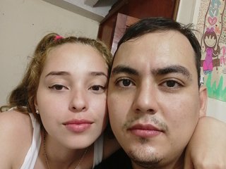 We Are A Live Cam Gorgeous Couple, We Are 21