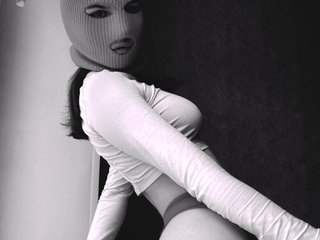 My Age Is 18 Yrs Old, I Am A Brunette! At BongaCams People Call Me Malmalushka1