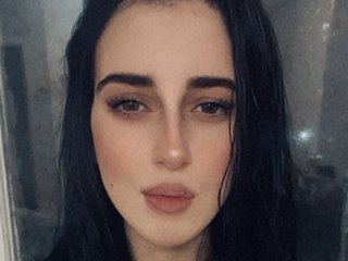 I Am A Brunette, My Model Name Is Aksel1488! 24 Is My Age