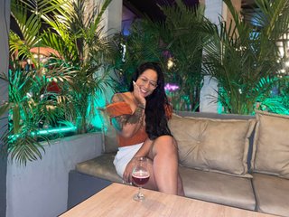 I'm 26 Years Old And My BongaCams Name Is DannaMeliza, I'm A Live Chat Sensual Hottie