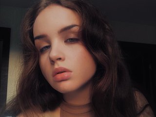A Live Webcam Suave Lady Is What I Am And I Am A Brunette, My Age Is 20 Yrs Old