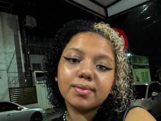 I'm 20 Yrs Old And I Am A Redhead! I'm A Sex Webcam Sexy Sweet Thing