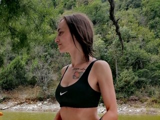 I'm 23 Years Of Age, A Webcam Desirable Bimbo Is What I Am