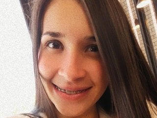 I'm 26 Years Of Age! My Name Is Celesteadamss And I'm A Sex Cam Beautiful Lady