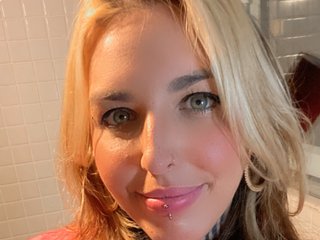 I'm 28 Years Old, I Am A Brunette And At BongaCams People Call Me Couple2222