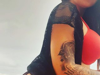 I Am A Brunette! A Sex Chat Gorgeous Honey Is What I Am, At BongaCams I'm Named Emmadevil201