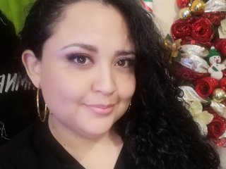 I'm 30 Years Of Age And A Sex Chat Dreamy Honey Is What I Am