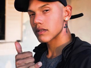 My Model Name Is Felipesilvaa And 19 Is My Age, I Come From ItanhaÃ©m