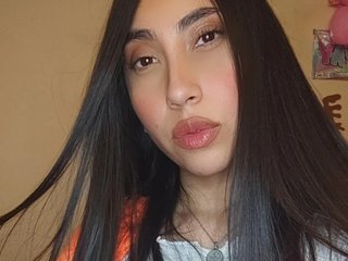 I Am A Brunette! My BongaCams Model Name Is Salome-martin