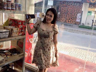 My Name Is Sweetmaxxine And I Am A Brunette! I'm 28 Years Old