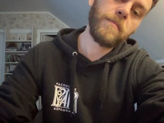 I Am A Blonde! I'm 27 Years Of Age 2