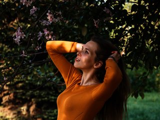 I Am A Blonde And My Model Name Is Nusiank