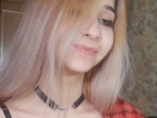 I Come From Tallinn, I Am A Blonde And At BongaCams I'm Named Darklilith