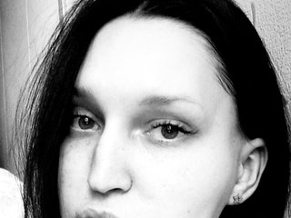 My Age Is 21 Yrs Old And People Call Me SarahJune, I'm A Live Chat Suave Trans-sexual