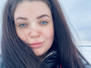 I Am A Brunette! I'm 20 Years Of Age And My BongaCams Name Is Vikkislut