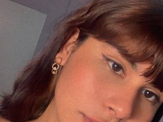 A Live Chat Desirable Transsexual Is What I Am! I'm 23