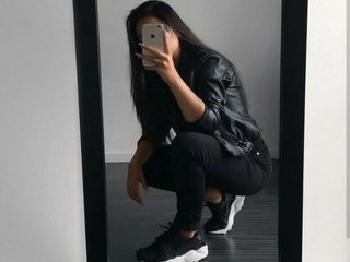 People Call Me AmyGappy, A Live Cam Alluring Chick Is What I Am! I Am A Brunette