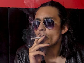 I Am A Brunette And My BongaCams Name Is Kurt-agorahok